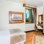Hotel Eastanbul 2*
