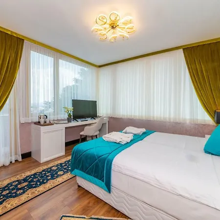 Hotel Eastanbul 2*