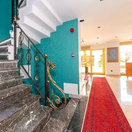 Eastanbul Hotel 2*